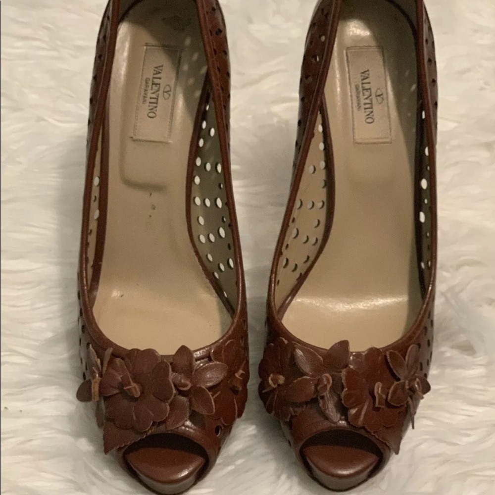 Authentic Brown Valentino Stilleto Pumps 40.5